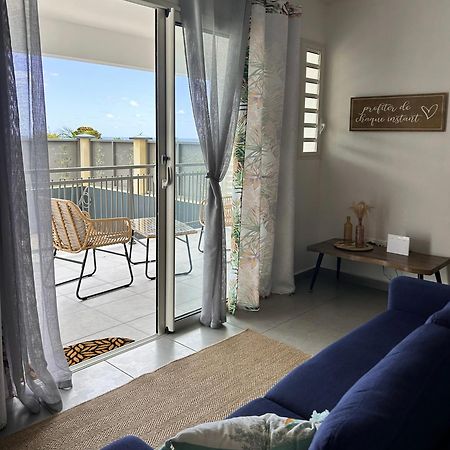 Logement Palmier Sainte-Rose Bagian luar foto