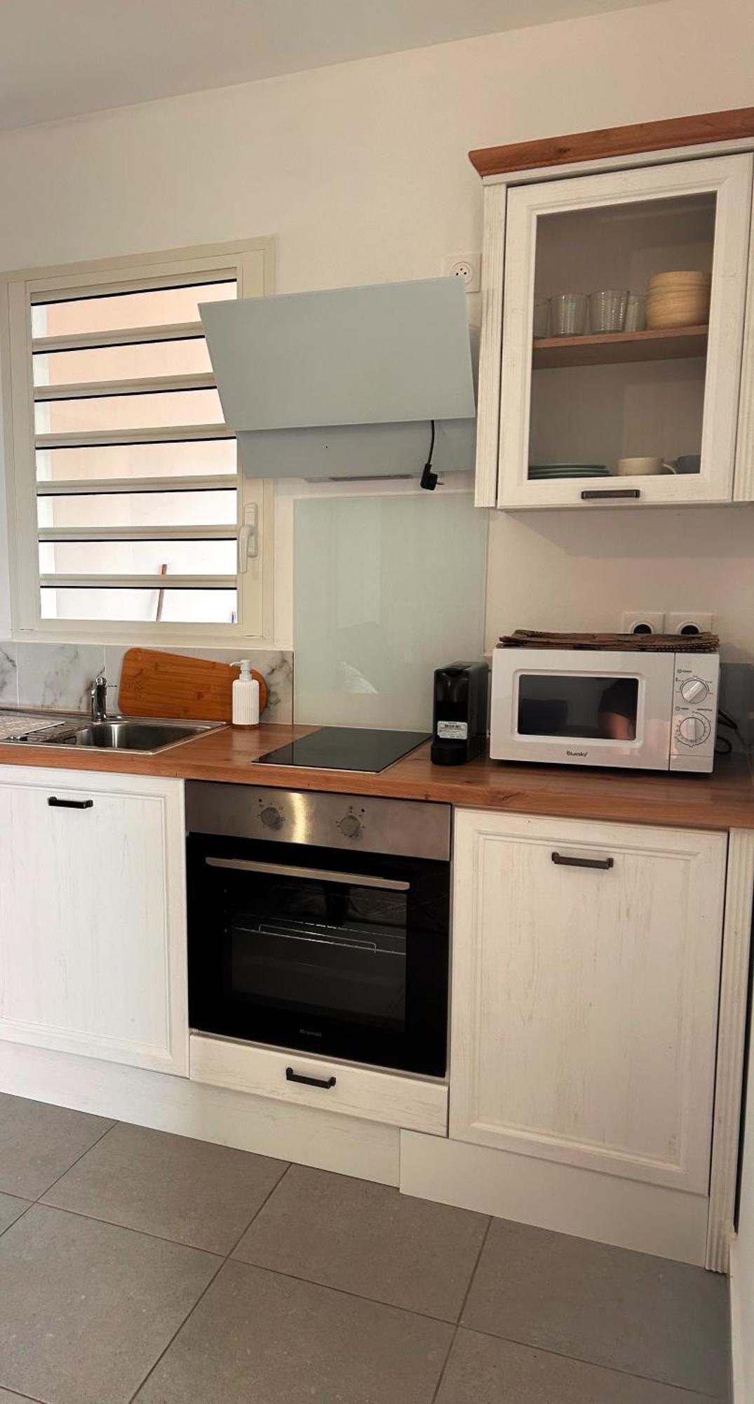 Logement Palmier Sainte-Rose Bagian luar foto